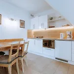 Apartament Dwupoziomowy W Centrum Zakopanego